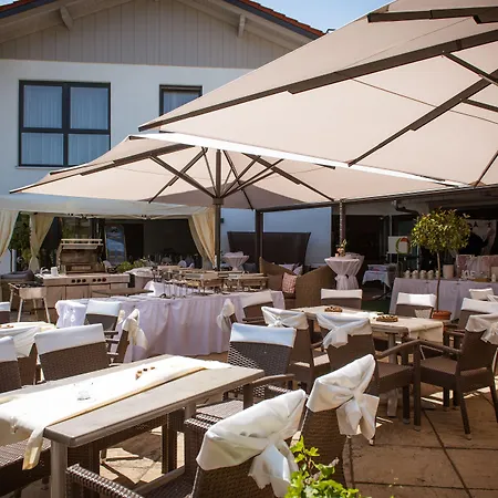 Romantik Ahrenberg Hotel 3*