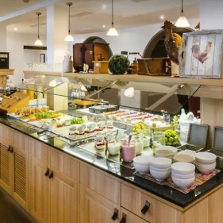 Romantik Ahrenberg Hotel 3*